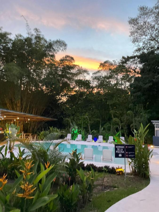 Hotel Grand Park Manuel Antonio Quepos Exterior foto